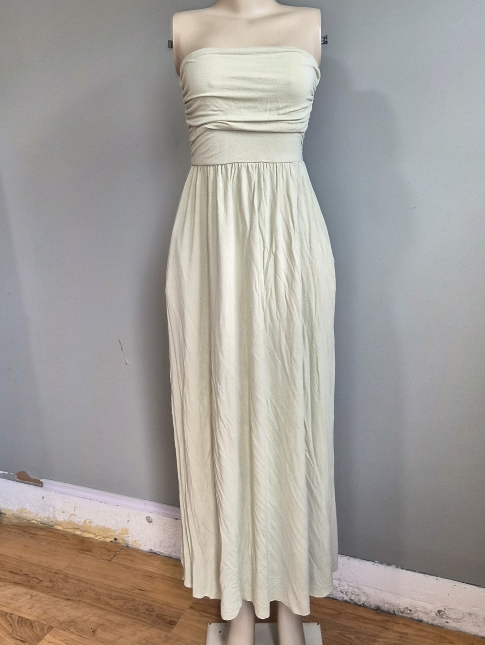Three Bird Nest Strapless Sage Green   Dress Size Small